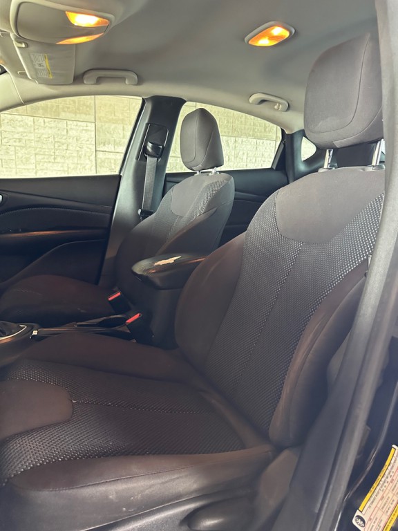 2015 Dodge Dart Image 16