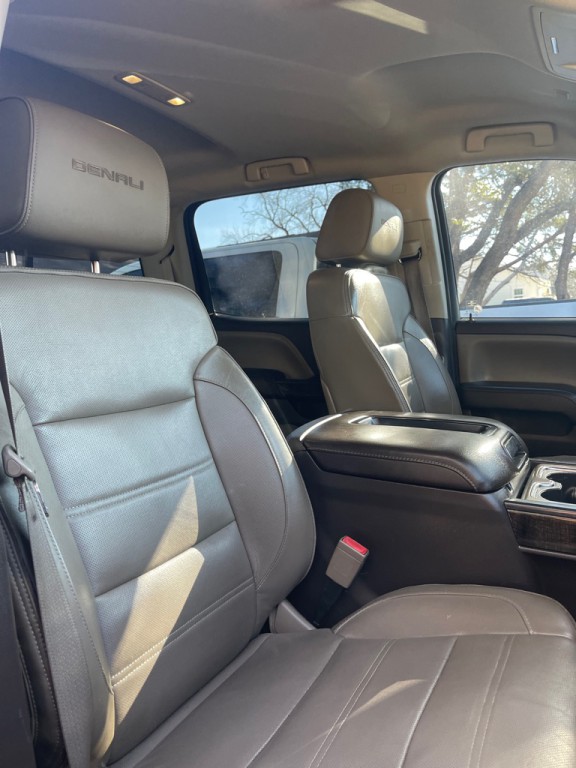 2015 GMC Sierra Image 14