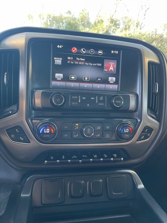 2015 GMC Sierra Image 19