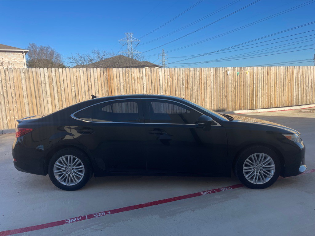 2014 Lexus ES Image 6