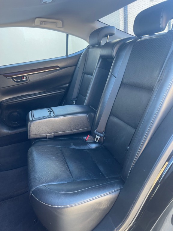 2014 Lexus ES Image 12