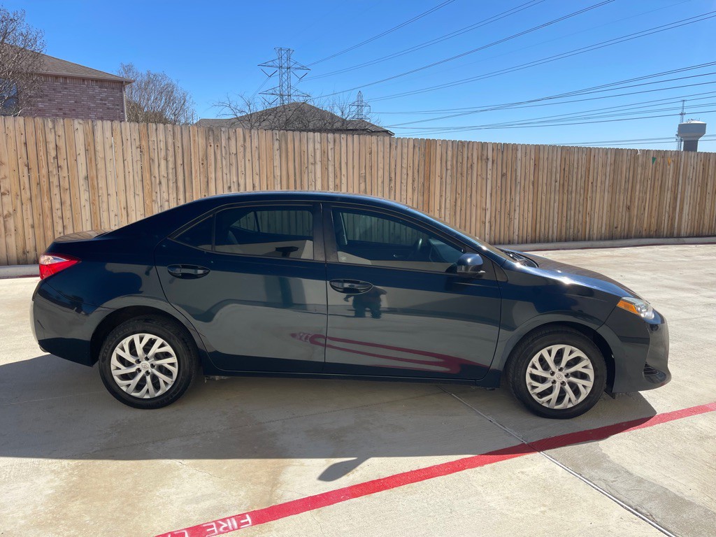 2018 Toyota Corolla Image 6