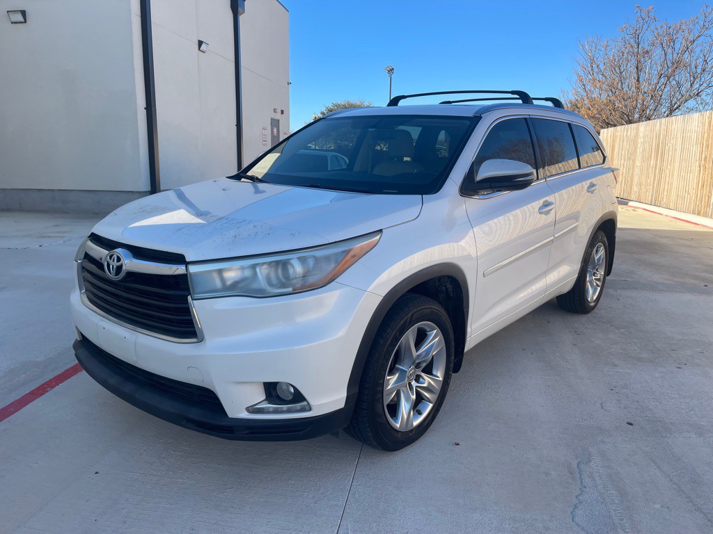 2015 Toyota Highlander Image 1