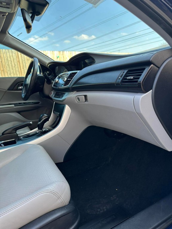2014 Honda Accord Image 35