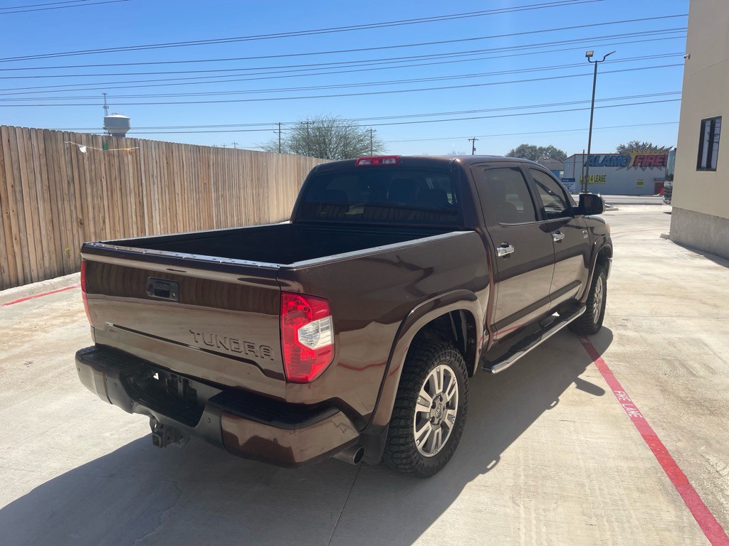 2016 Toyota Tundra Image 8