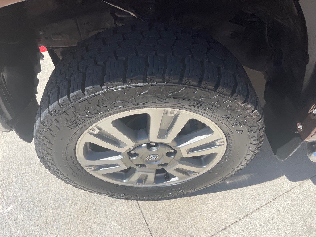 2016 Toyota Tundra Image 13