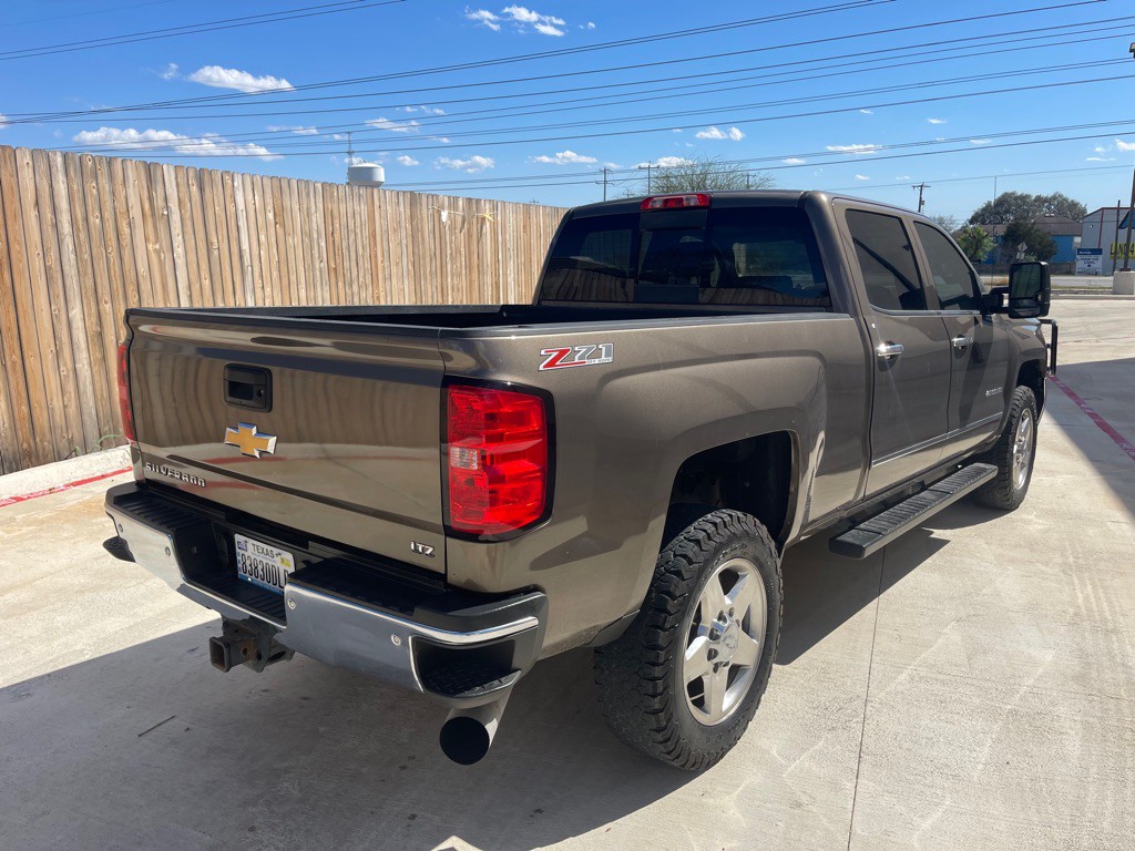 2015 Chevrolet Silverado 1500 Image 7