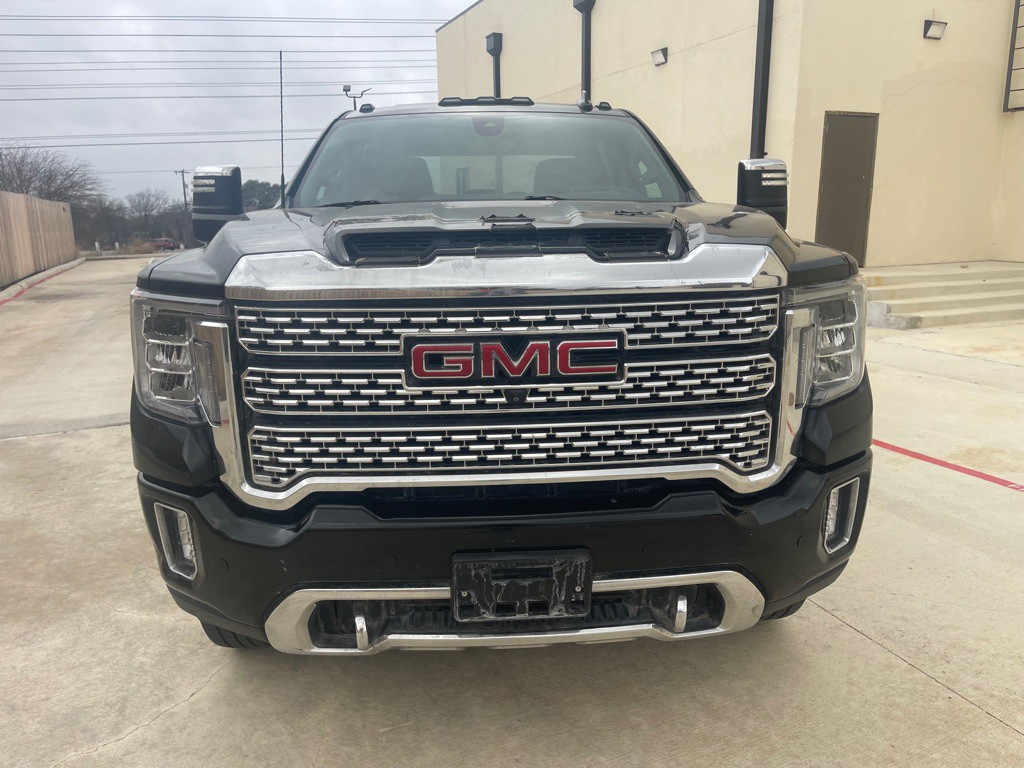 2020 GMC Sierra Image 2