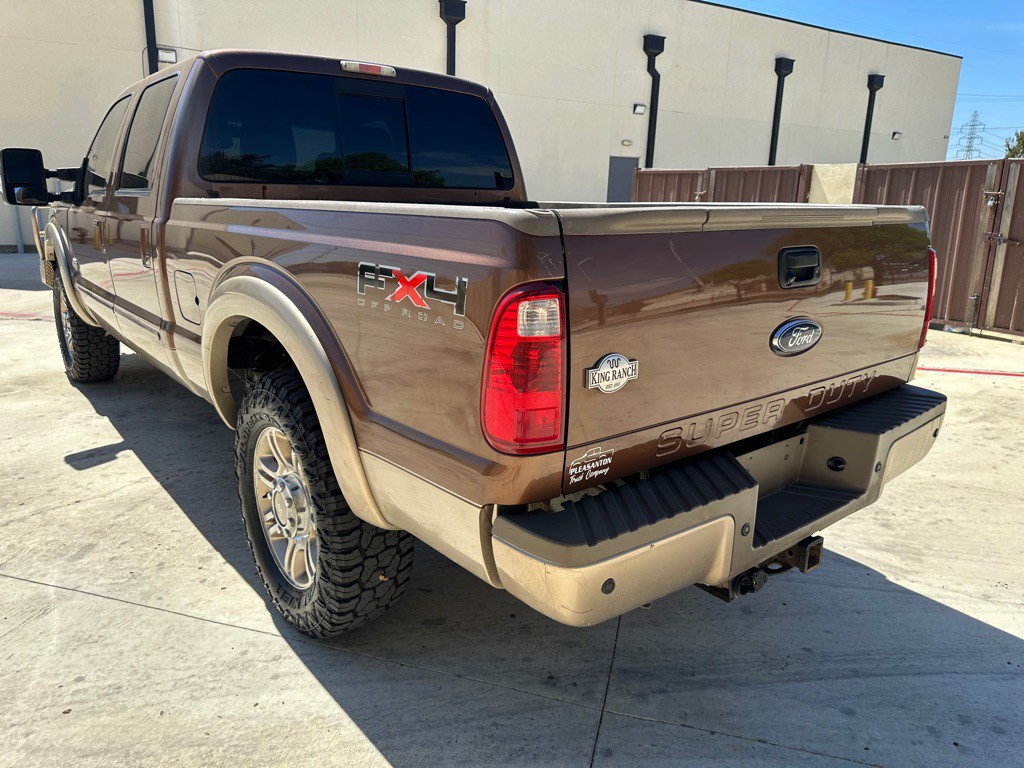 2011 Ford F-250 Image 3