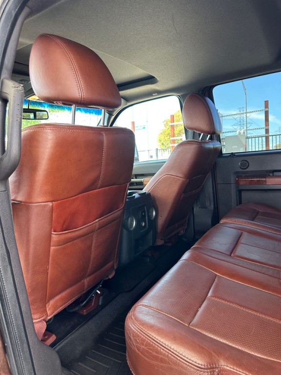 2011 Ford F-250 Image 11