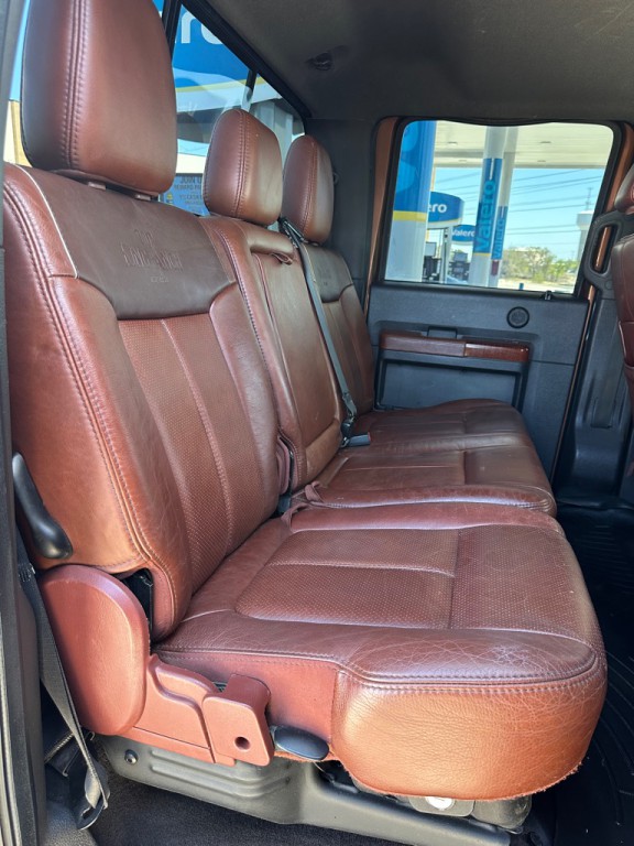 2011 Ford F-250 Image 12
