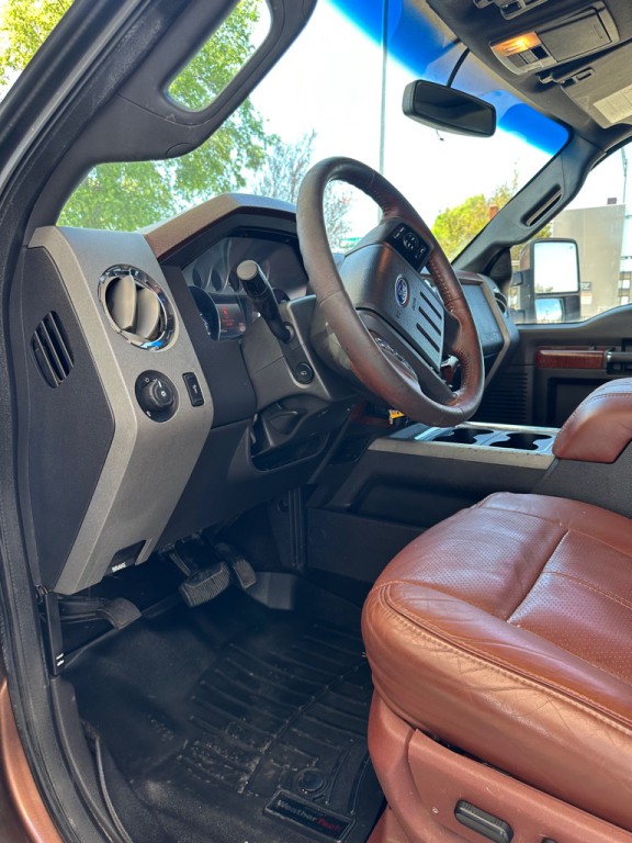 2011 Ford F-250 Image 17