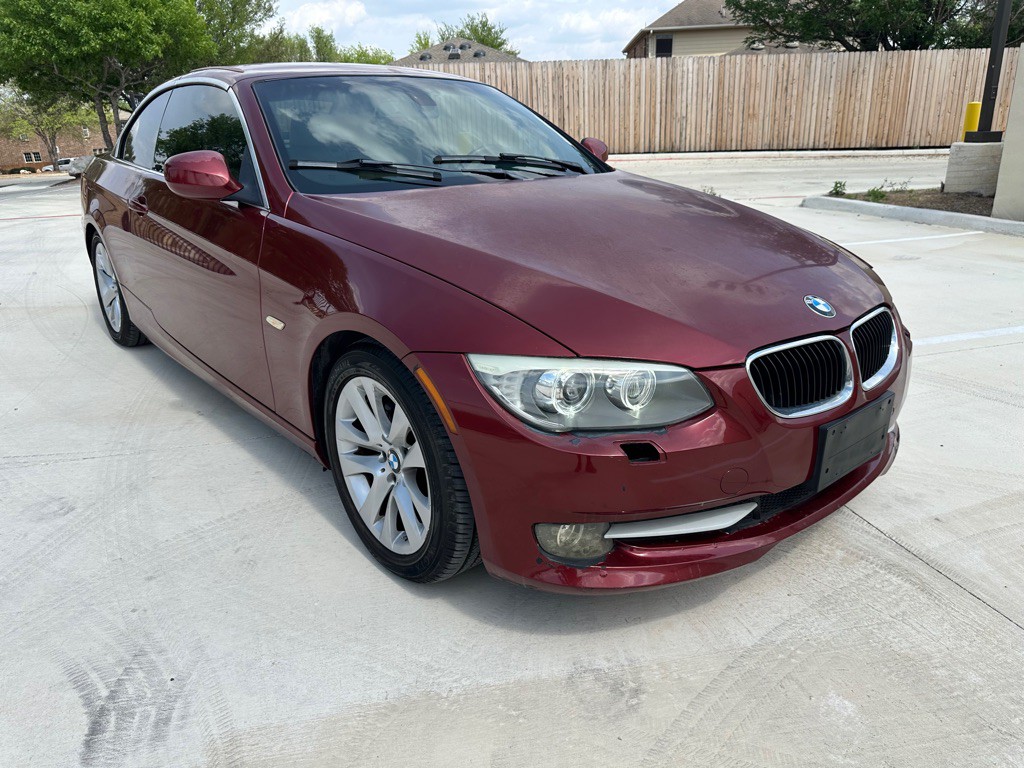 2012 BMW 3 Series Image 7