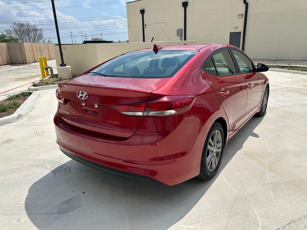 2018 Hyundai Elantra Image 5