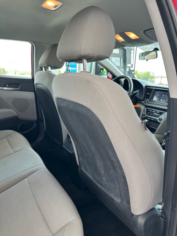 2018 Hyundai Elantra Image 13