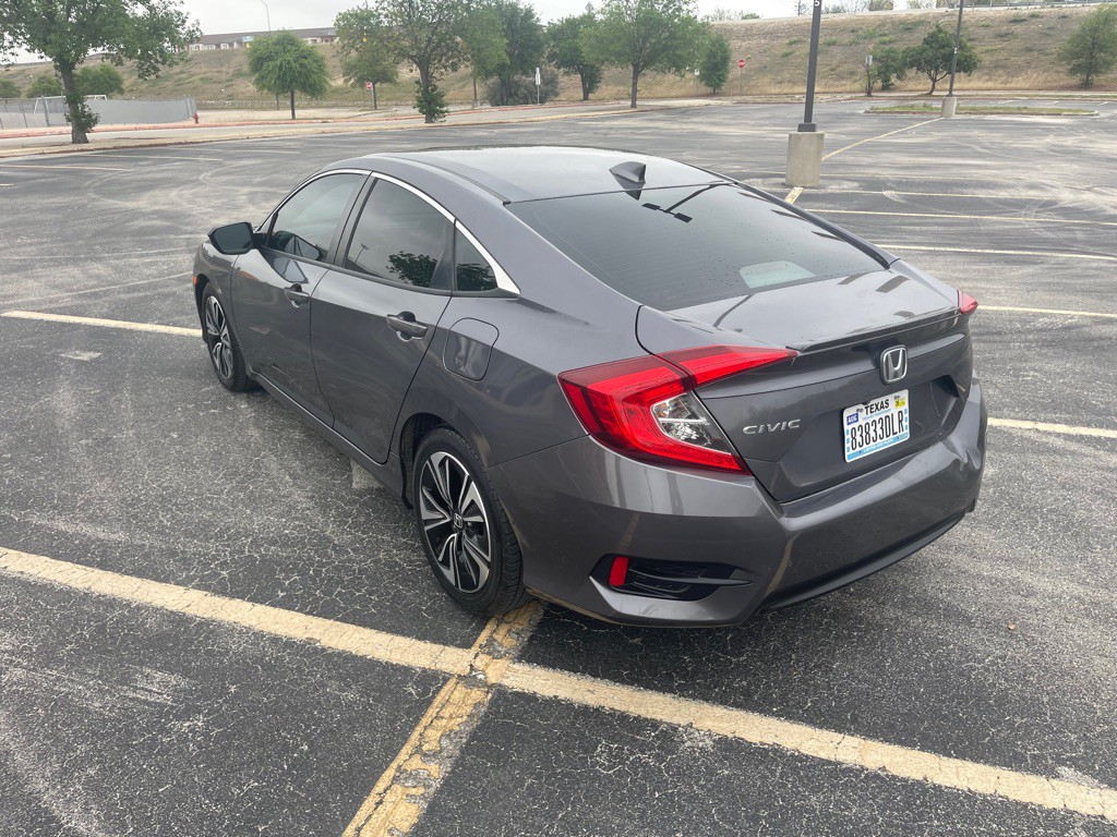 2018 Honda Civic Image 10