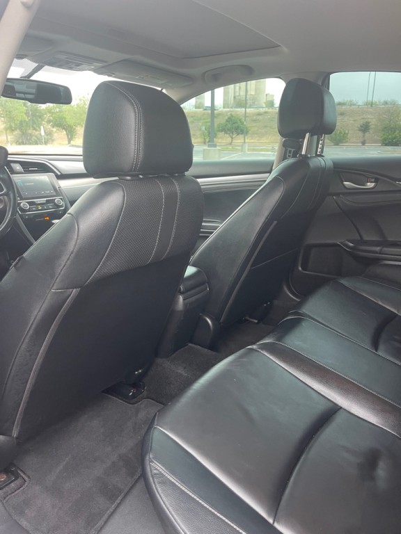2018 Honda Civic Image 12