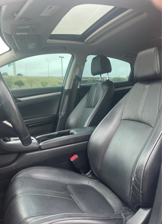 2018 Honda Civic Image 17