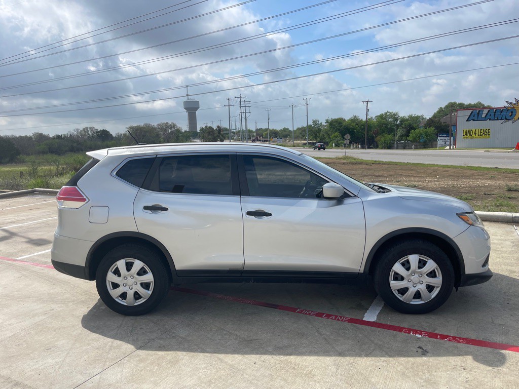 2016 Nissan Rogue Image 6