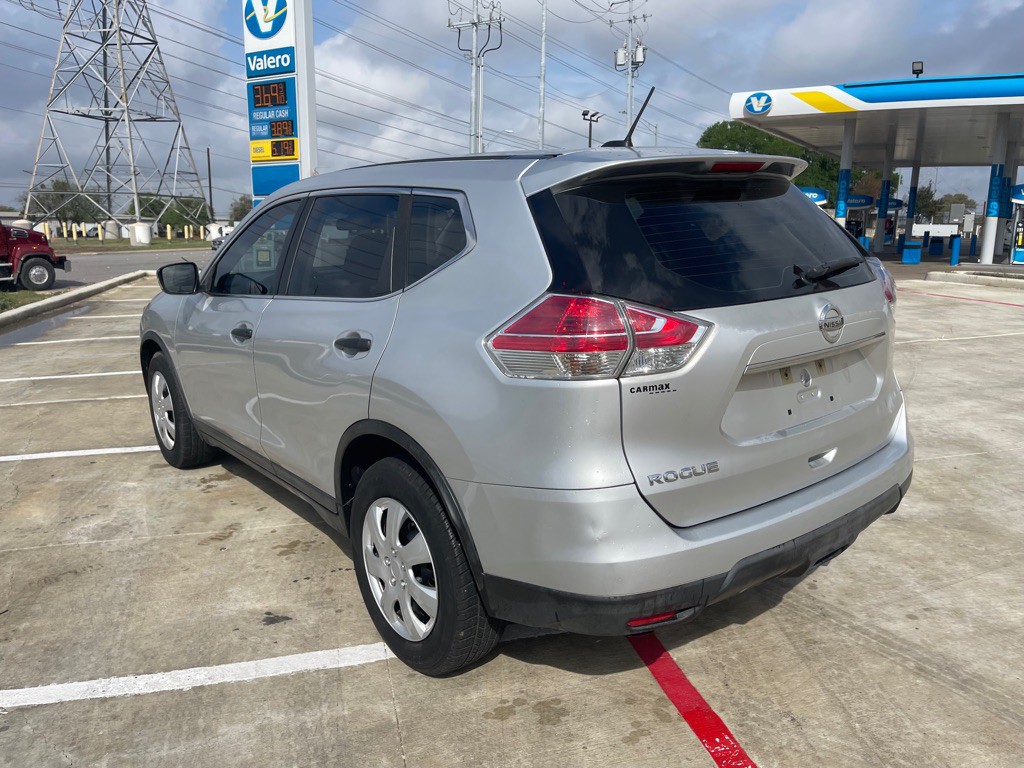 2016 Nissan Rogue Image 9