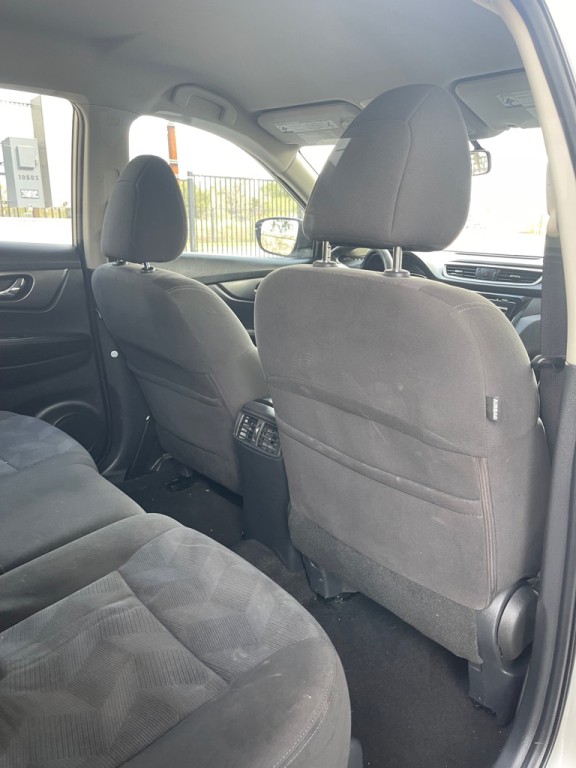 2016 Nissan Rogue Image 13