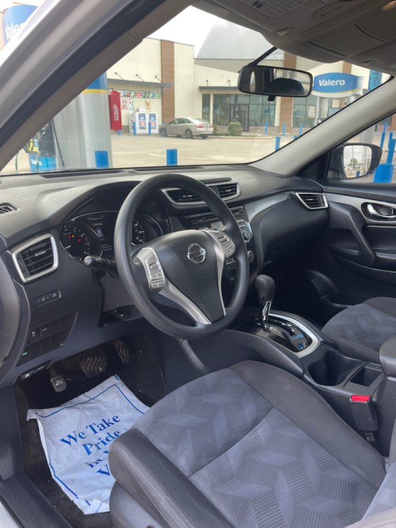 2016 Nissan Rogue Image 17