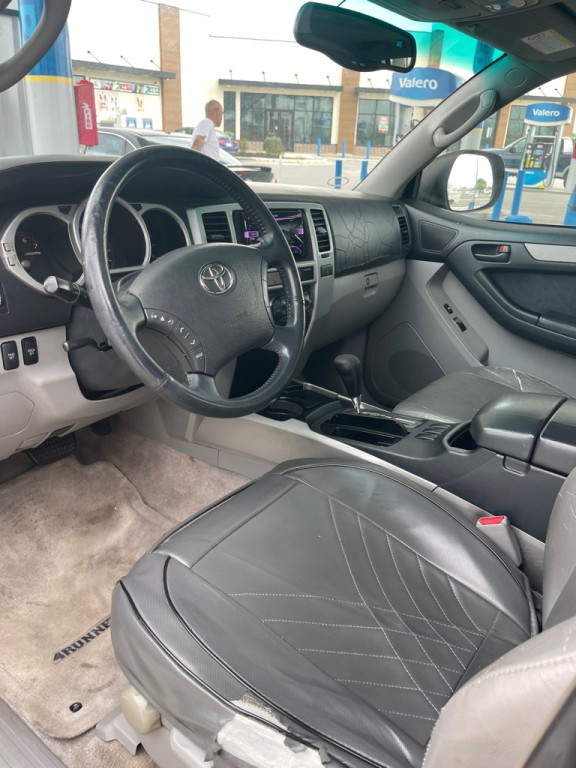 2004 Toyota 4Runner Image 21