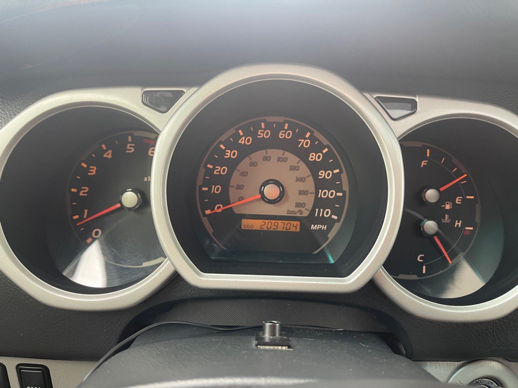 2004 Toyota 4Runner Image 22