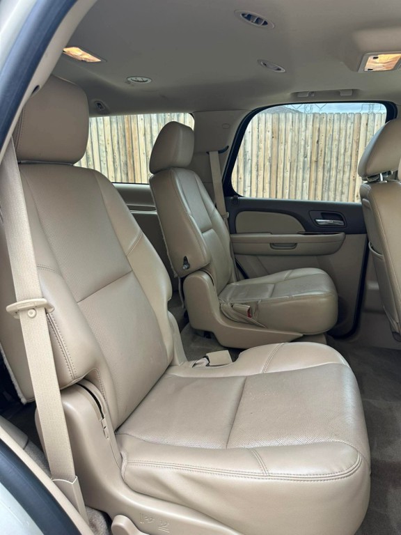 2014 Chevrolet Tahoe Image 12