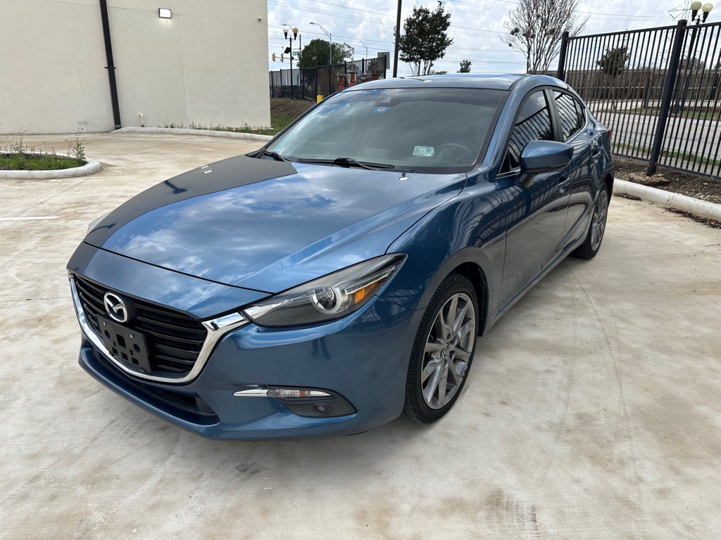 2018 Mazda Mazda3 Image 1