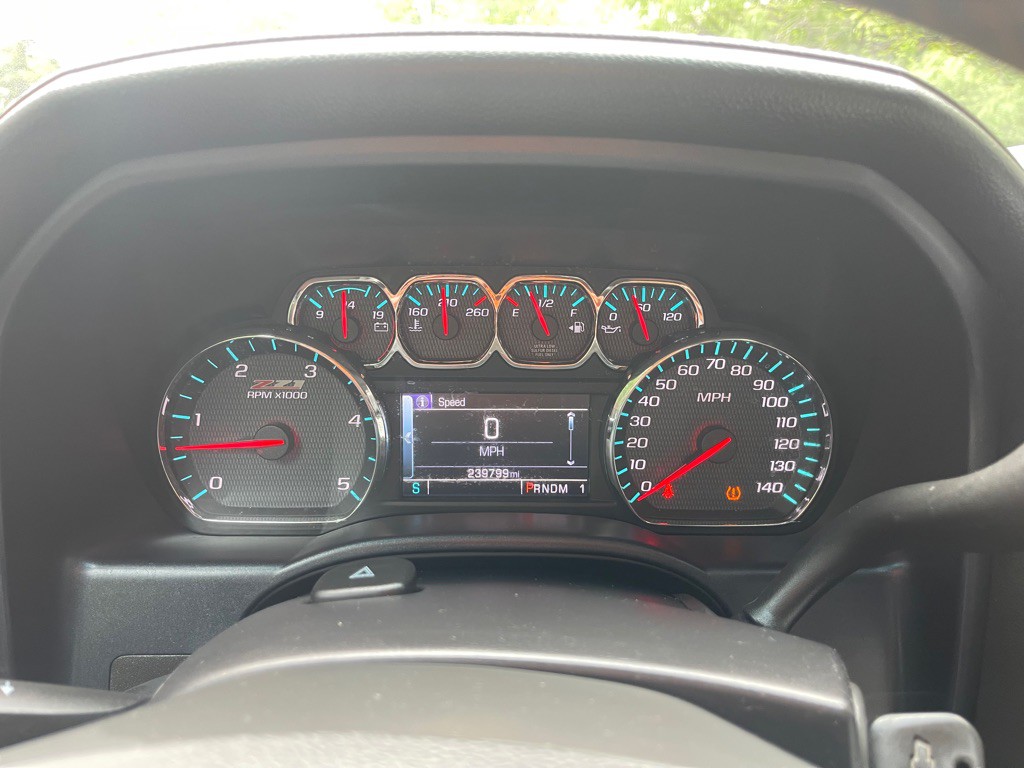 2015 Chevrolet Silverado 1500 Image 9