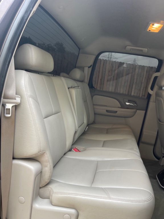 2010 GMC Sierra Image 11