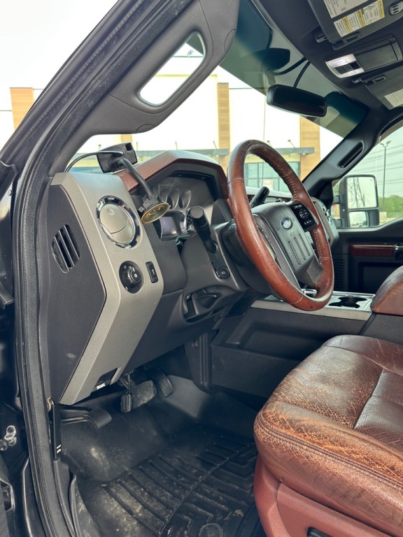 2012 Ford F-250 Image 18