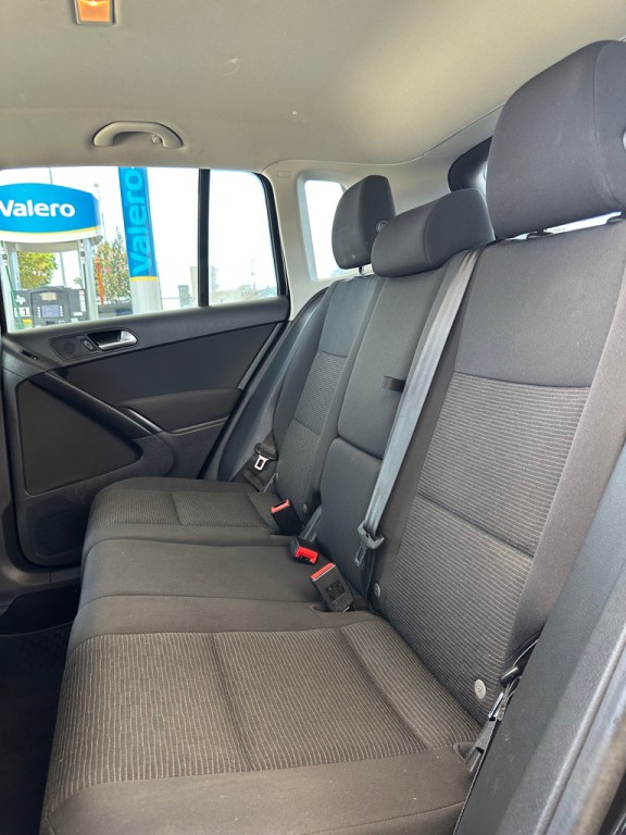 2017 Volkswagen Tiguan Image 9