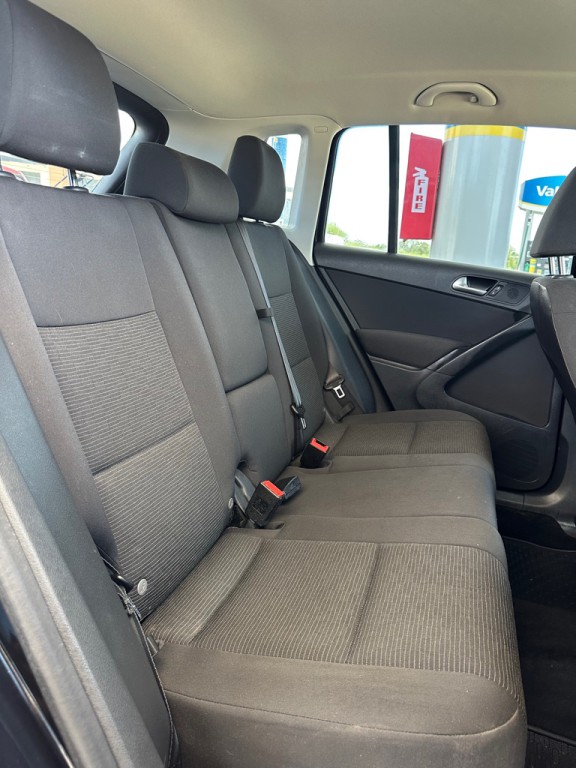 2017 Volkswagen Tiguan Image 11