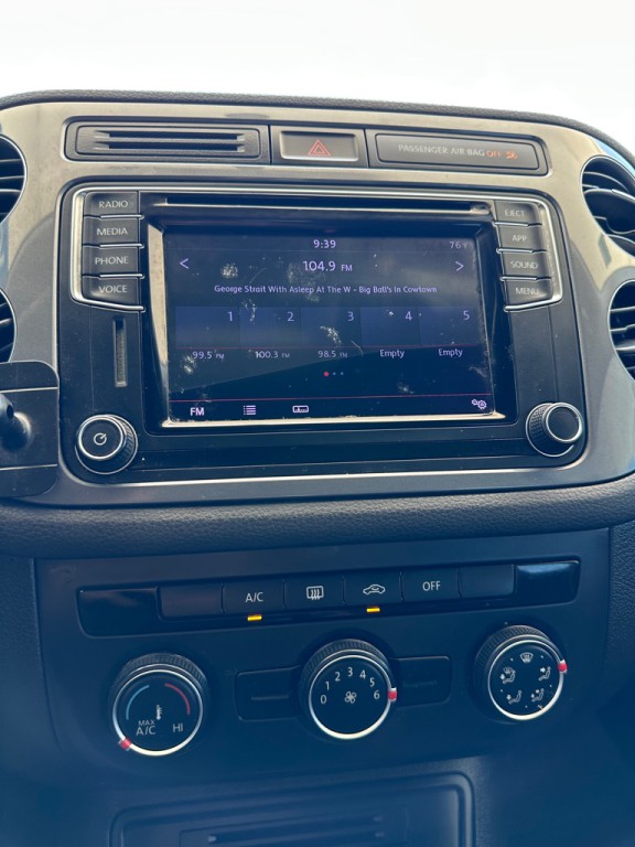 2017 Volkswagen Tiguan Image 17