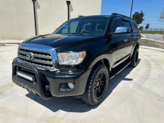 Image for 2014 Toyota Sequoia Platinum ID: 7412366