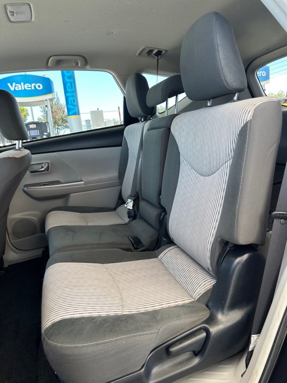 2017 Toyota Prius Image 9