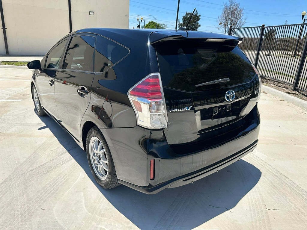 2017 Toyota Prius Image 25