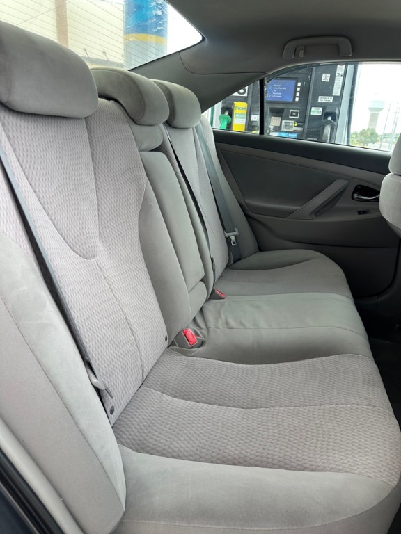 2010 Toyota Camry Image 11