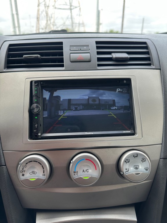 2010 Toyota Camry Image 18