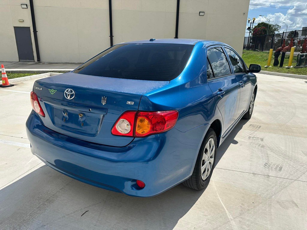 2010 Toyota Corolla Image 3