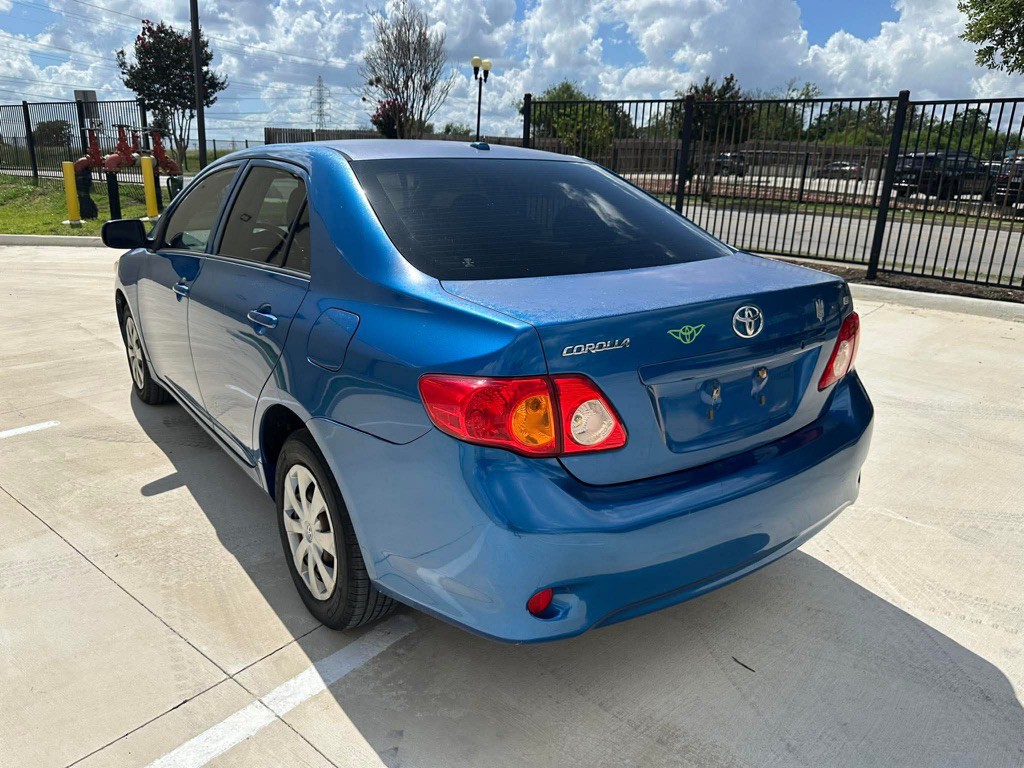 2010 Toyota Corolla Image 4
