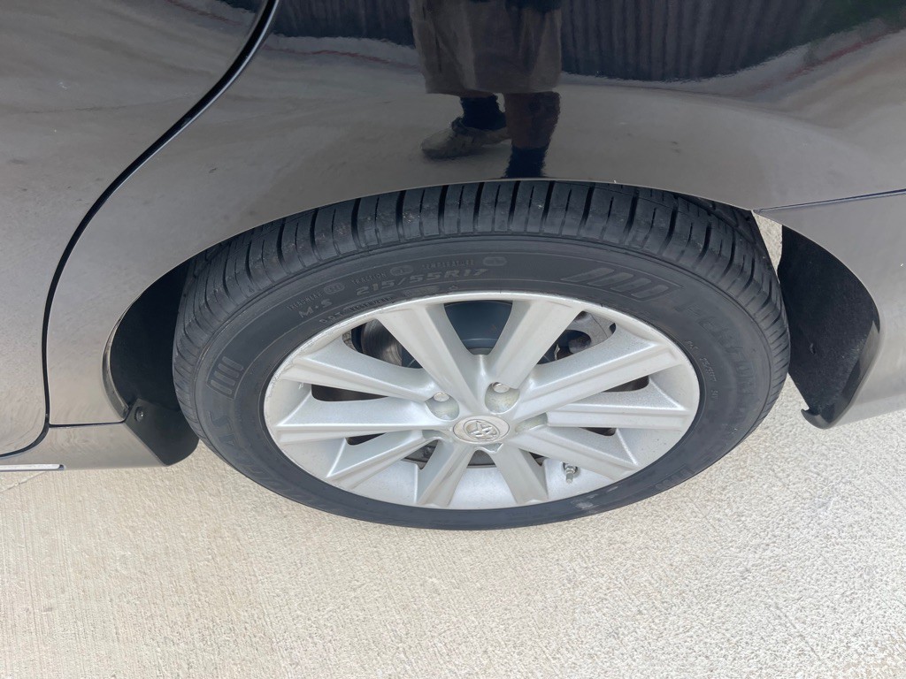 2012 Toyota Camry Image 8