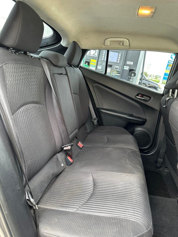 2016 Toyota Prius Image 10