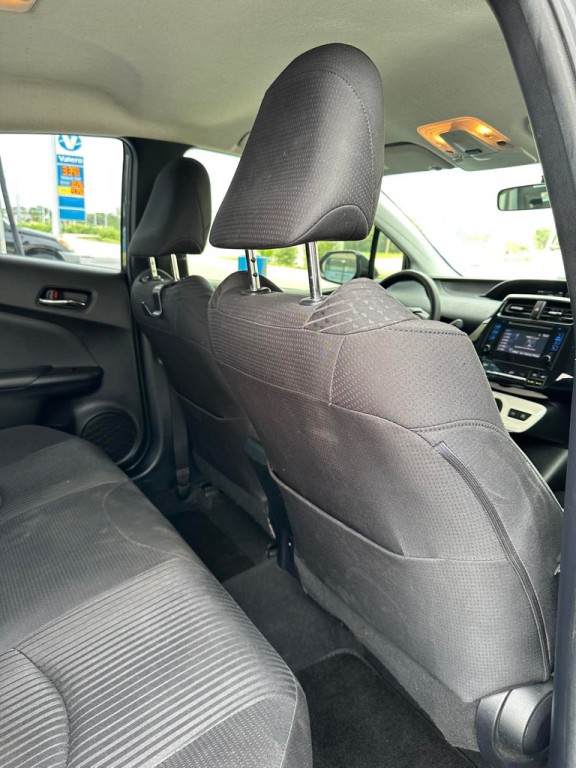 2016 Toyota Prius Image 12