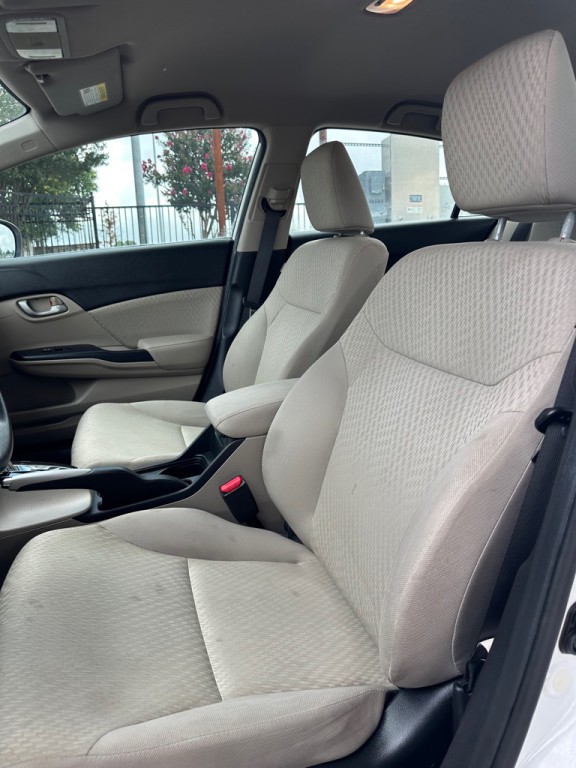 2015 Honda Civic Image 15