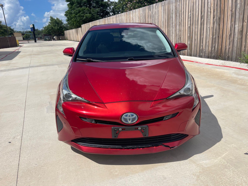 2017 Toyota Prius Image 2