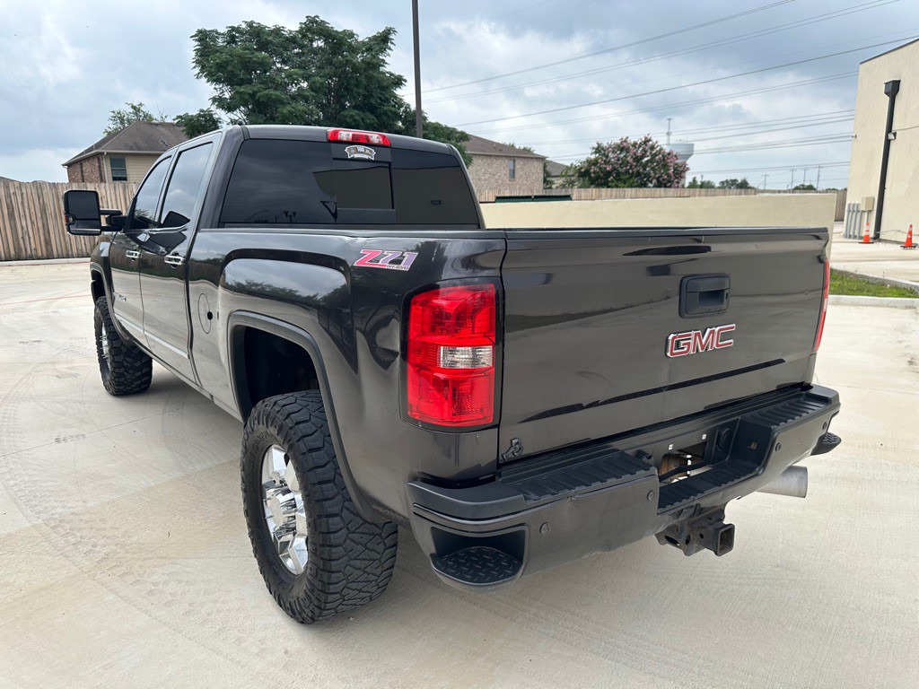 2015 GMC Sierra Image 3