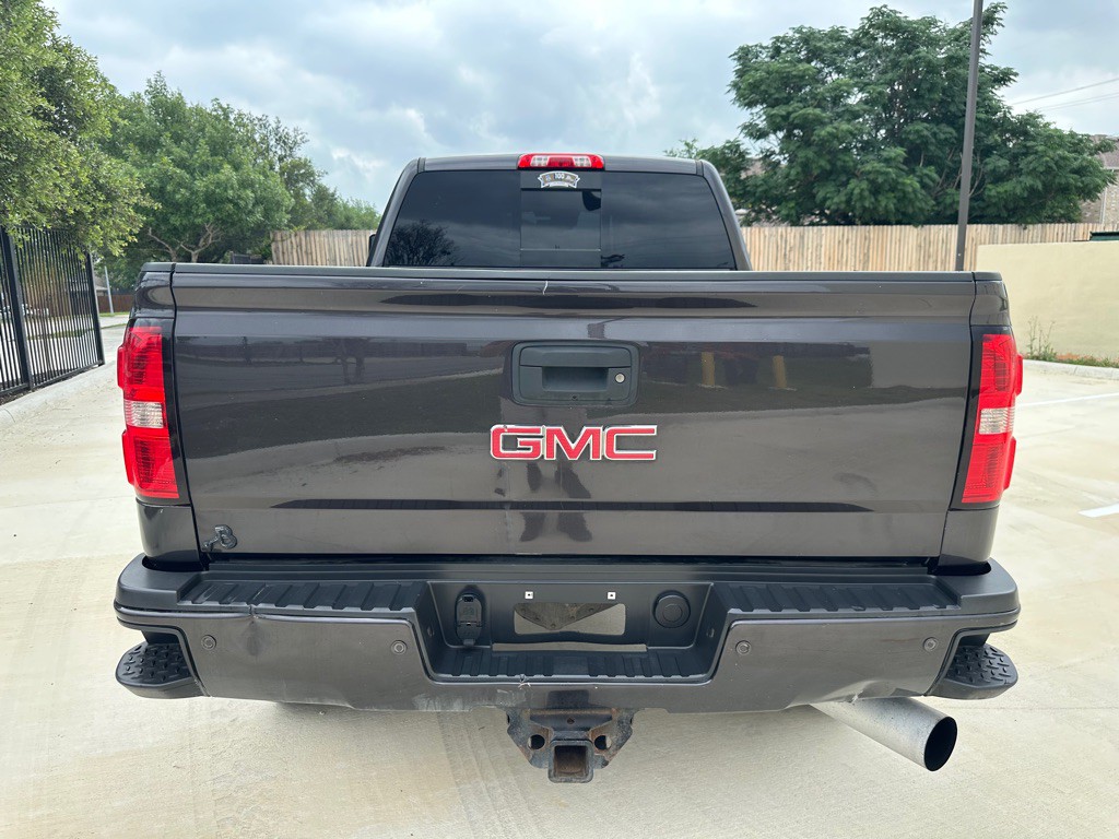 2015 GMC Sierra Image 4